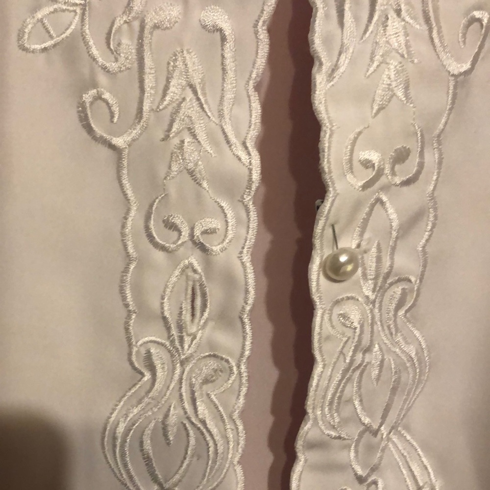 Shirt - Picture 3 of 4